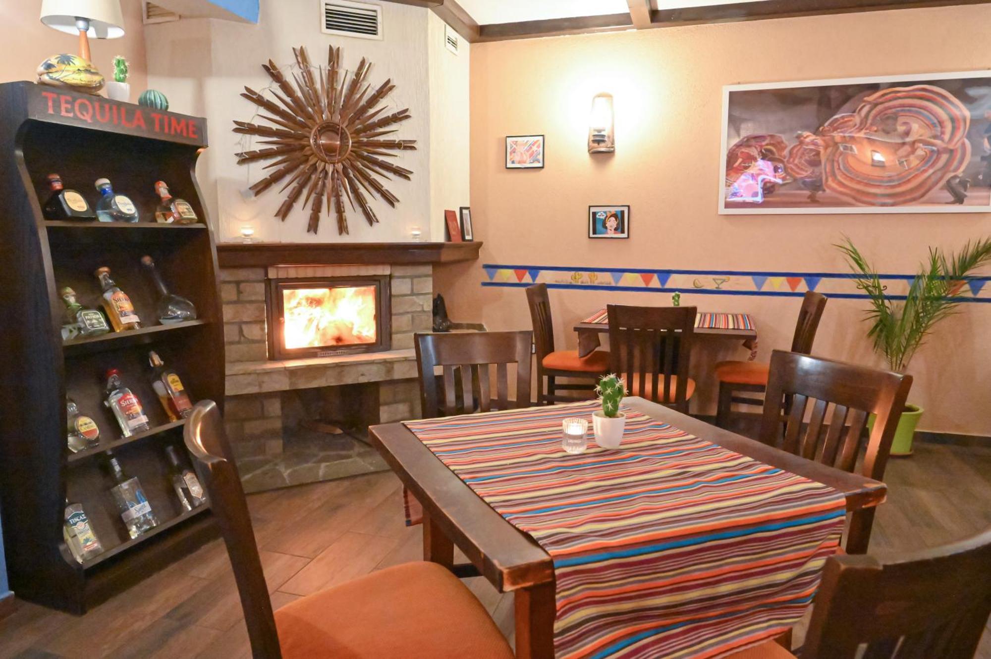 בנסקו Hotel Ida מראה חיצוני תמונה