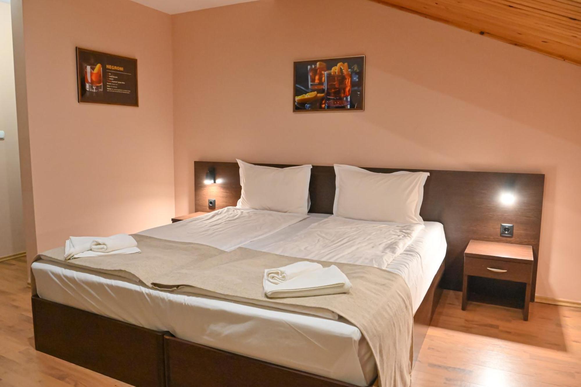 בנסקו Hotel Ida מראה חיצוני תמונה